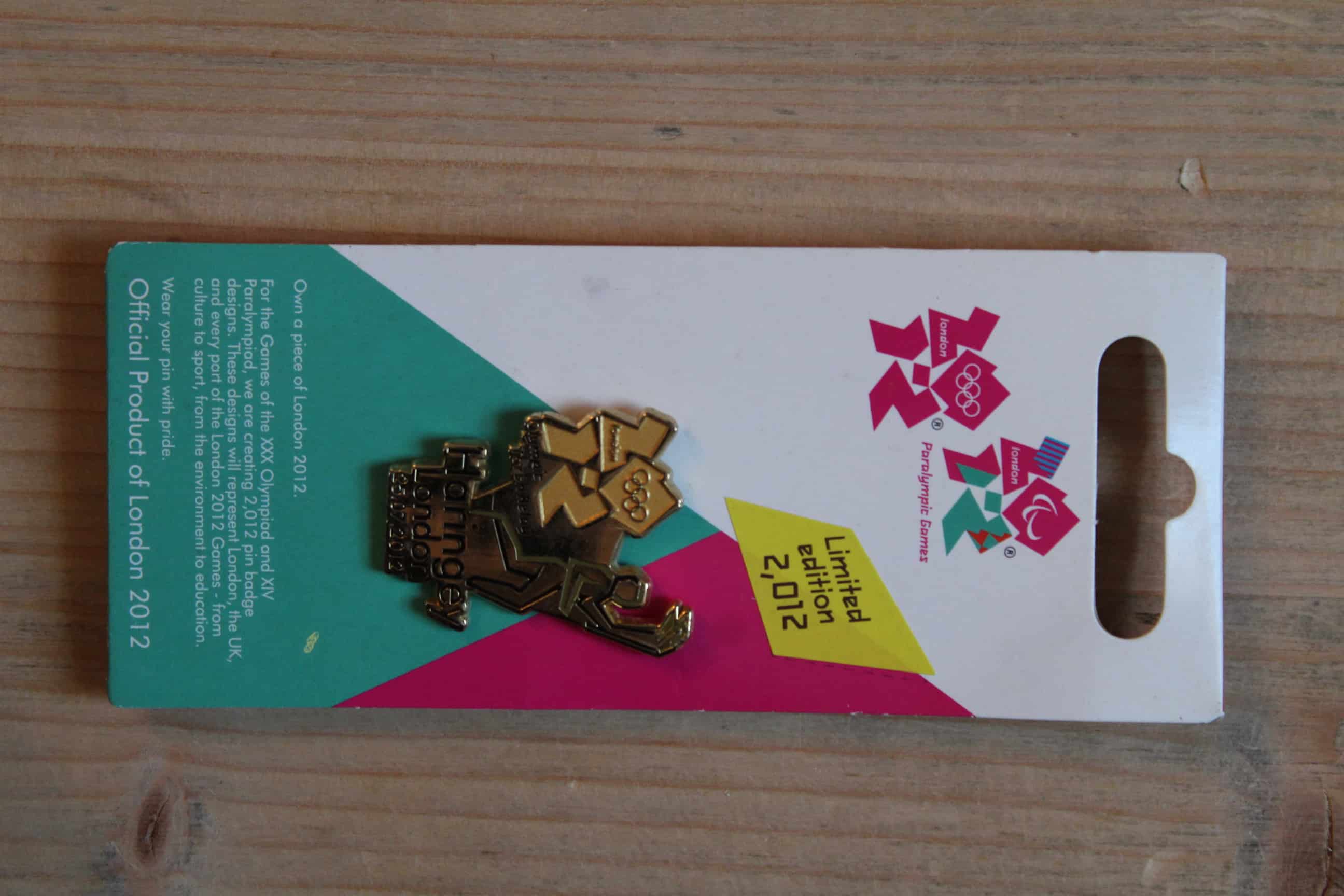 2012 LONDON OLYMPICS TORCH RELAY (HARINGEY) PIN BADGE